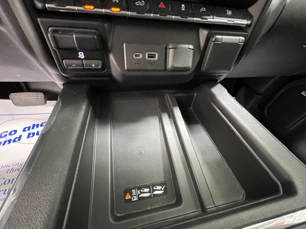 Used 2020 Chevrolet Silverado 1500 LTZ w/ LTZ Premium Package AWD/4WD image 24