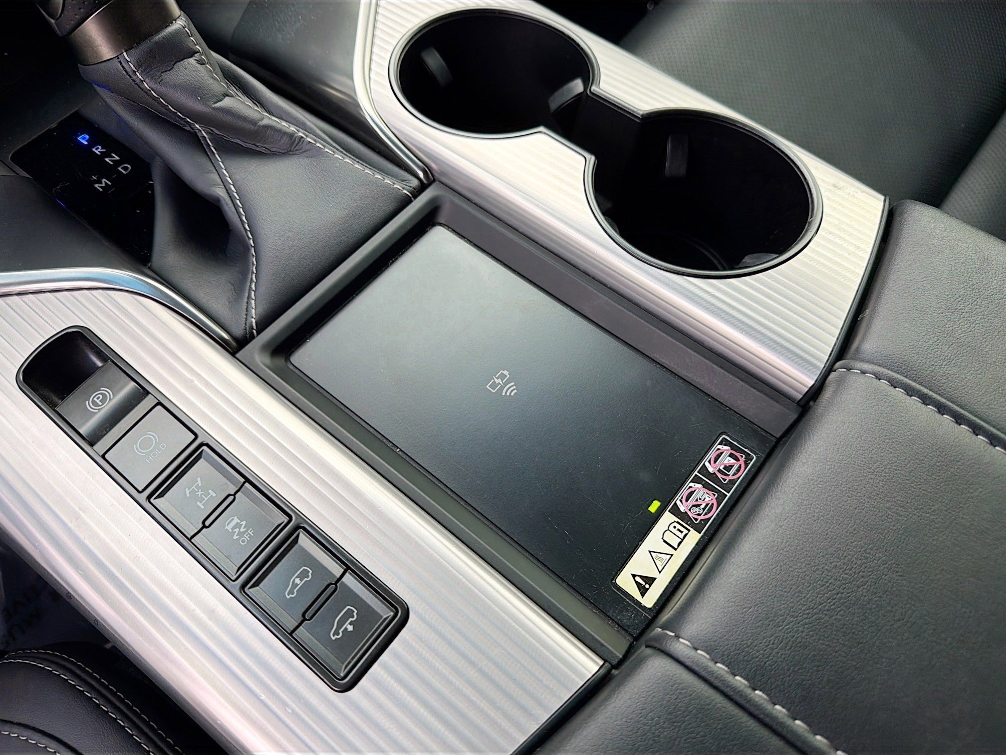 Used 2023 Lexus LX 600 F Sport w/ Accessory Package (A2) image 33