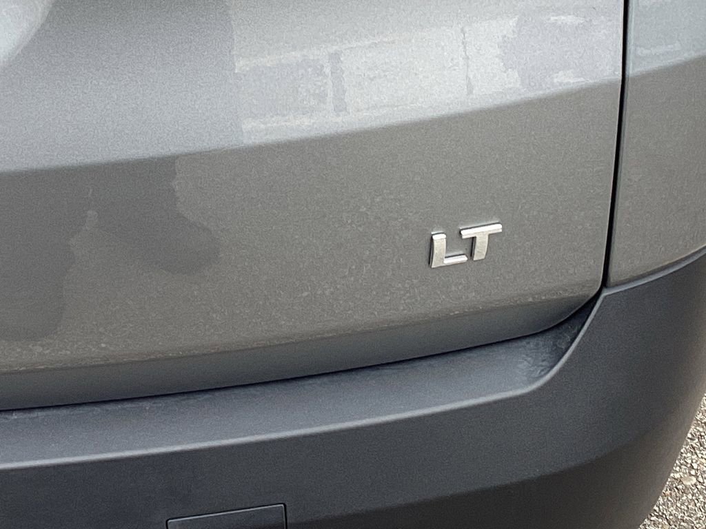 Used 2023 Chevrolet Traverse LT image 22