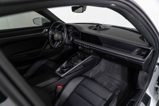 Used 2021 Porsche 911 Carrera 4S AWD/4WD image 25