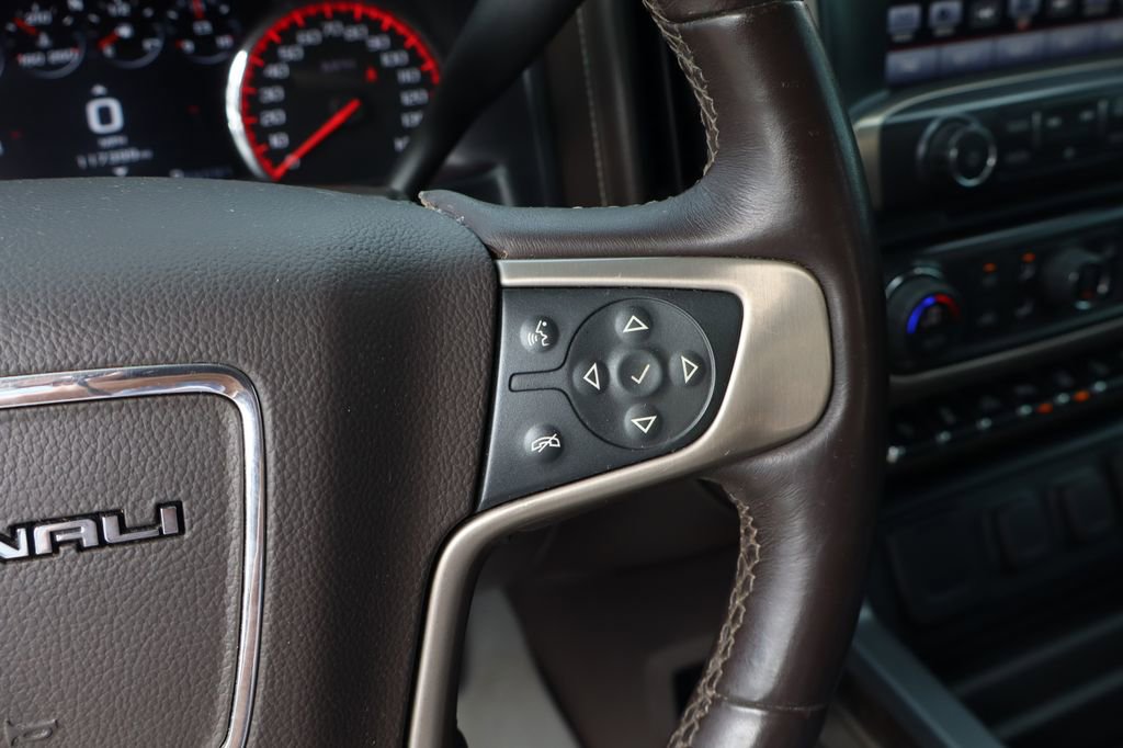 Used 2016 GMC Sierra 2500 Denali w/ Duramax Plus Package image 29