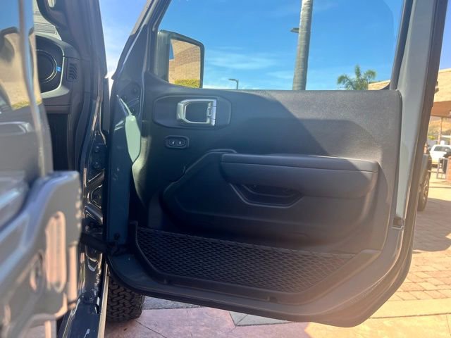 Used 2025 Jeep Wrangler Unlimited Rubicon 4xe w/ Convenience Group image 28