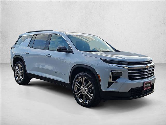 New 2027 Chevrolet Traverse LT w/ Driver Confidence Package FWD image 7
