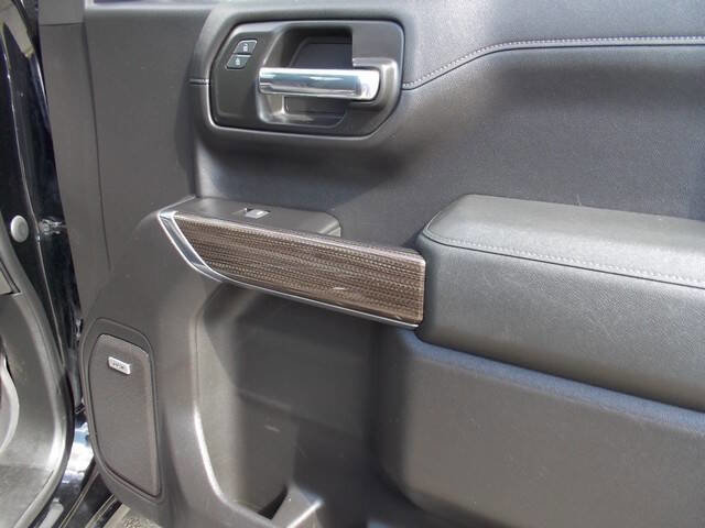 Used 2019 Chevrolet Silverado 1500 RST AWD/4WD image 32