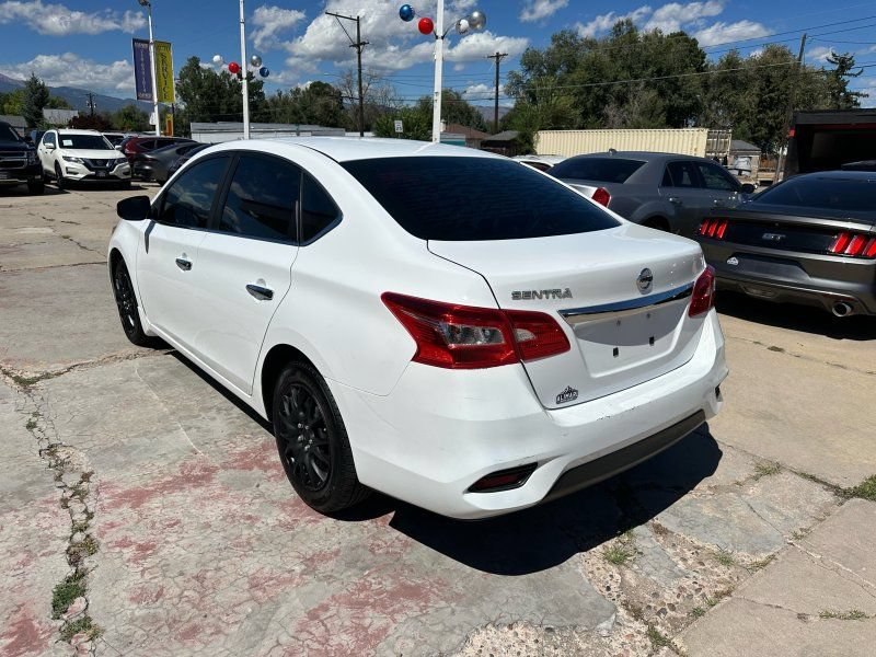 Used 2016 Nissan Sentra S FWD image 5
