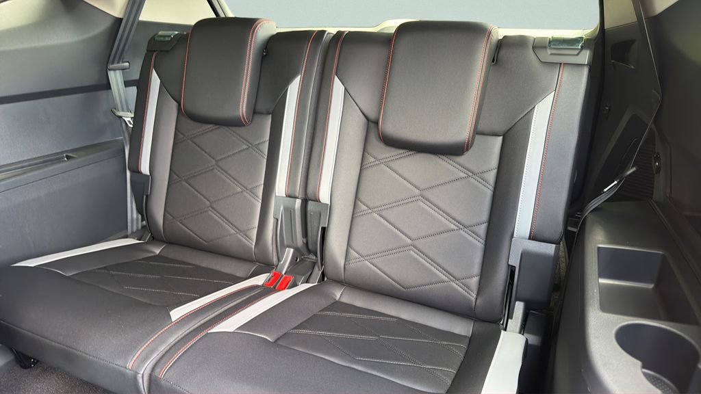 New 2026 Volkswagen Atlas Peak Edition AWD/4WD image 22