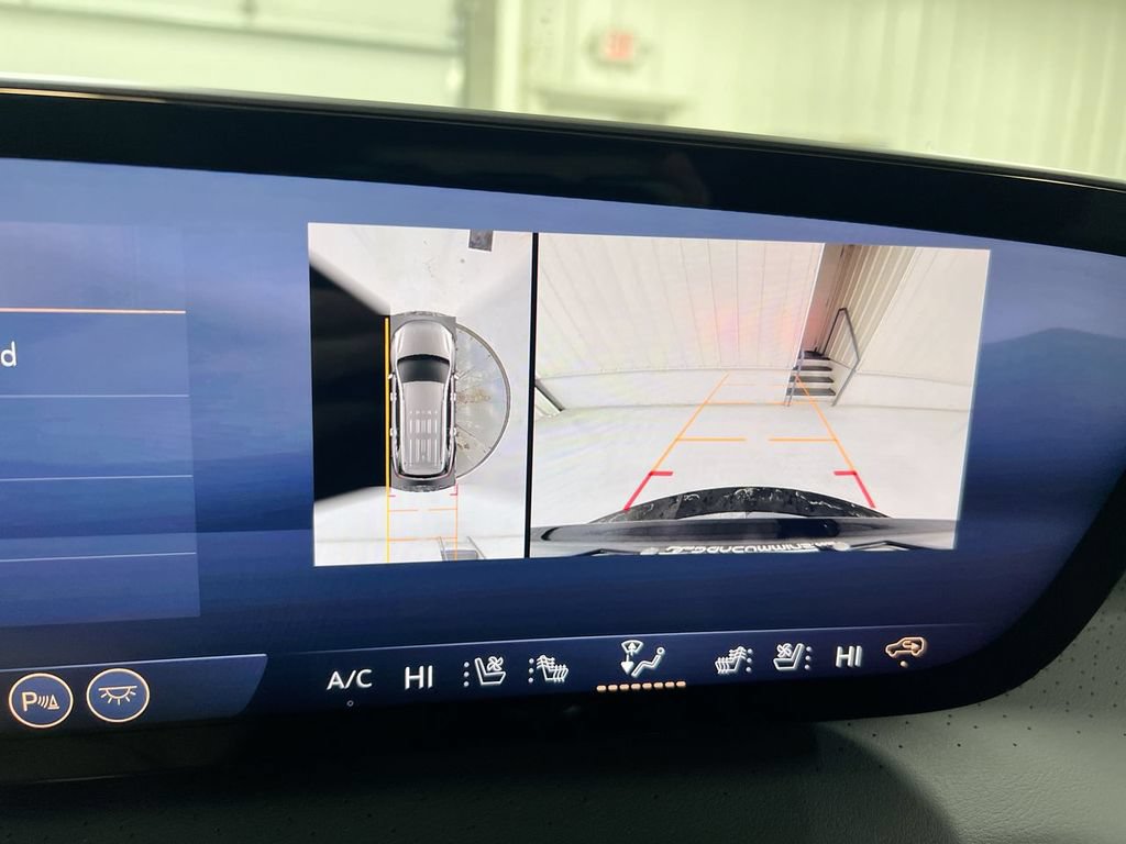 New 2026 Buick Enclave Avenir w/ Super Cruise Package FWD image 15