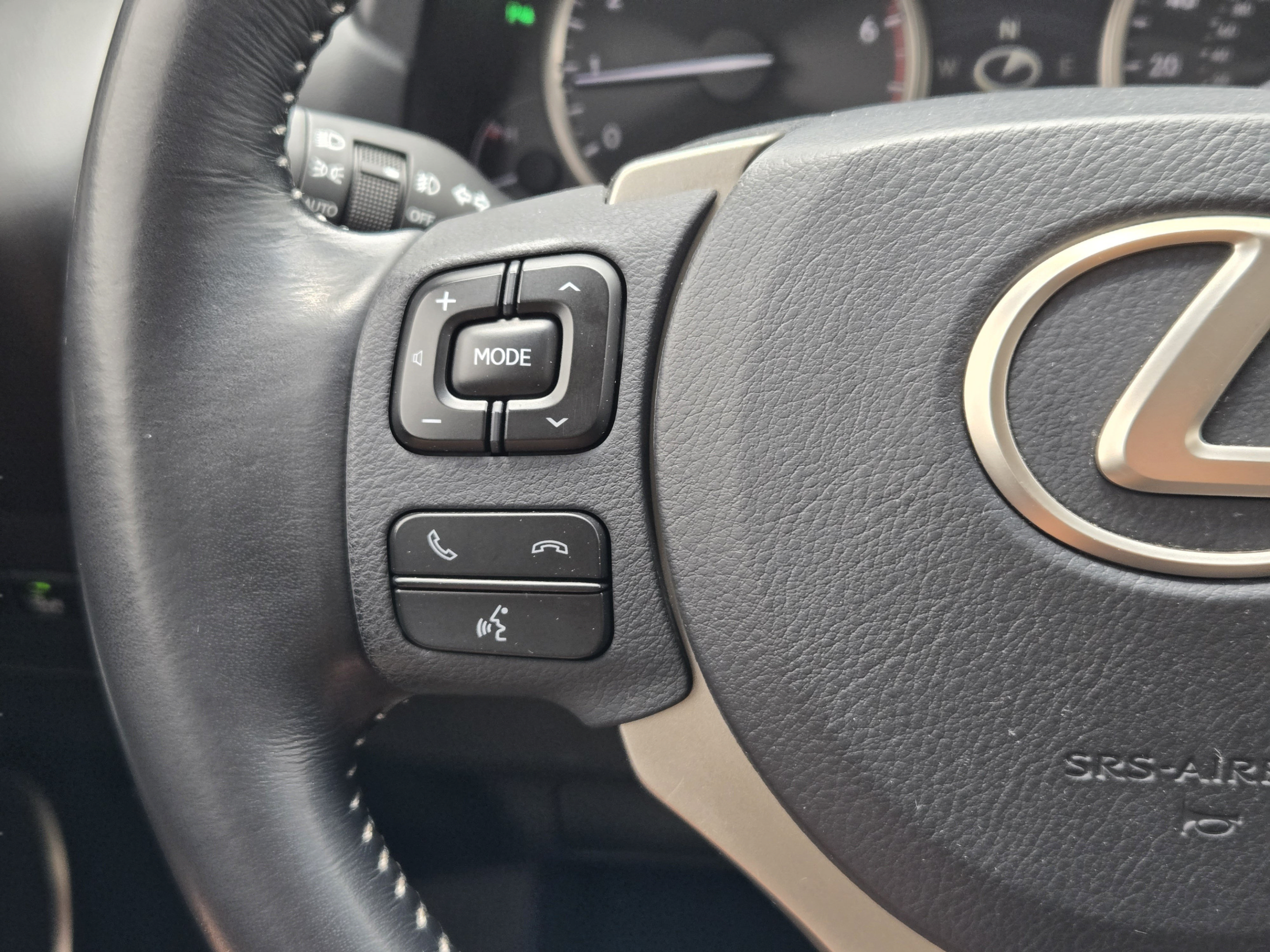 Used 2016 Lexus NX 200t FWD w/ Premium Package image 26