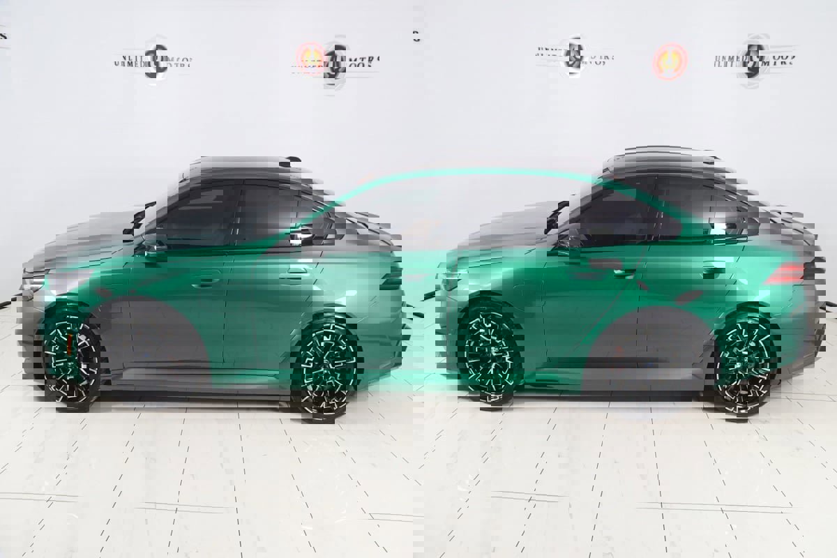 Used 2025 BMW M5 w/ Carbon Package image 36