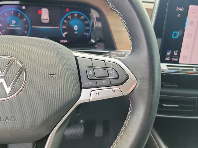 Used 2024 Volkswagen Atlas SE FWD image 18