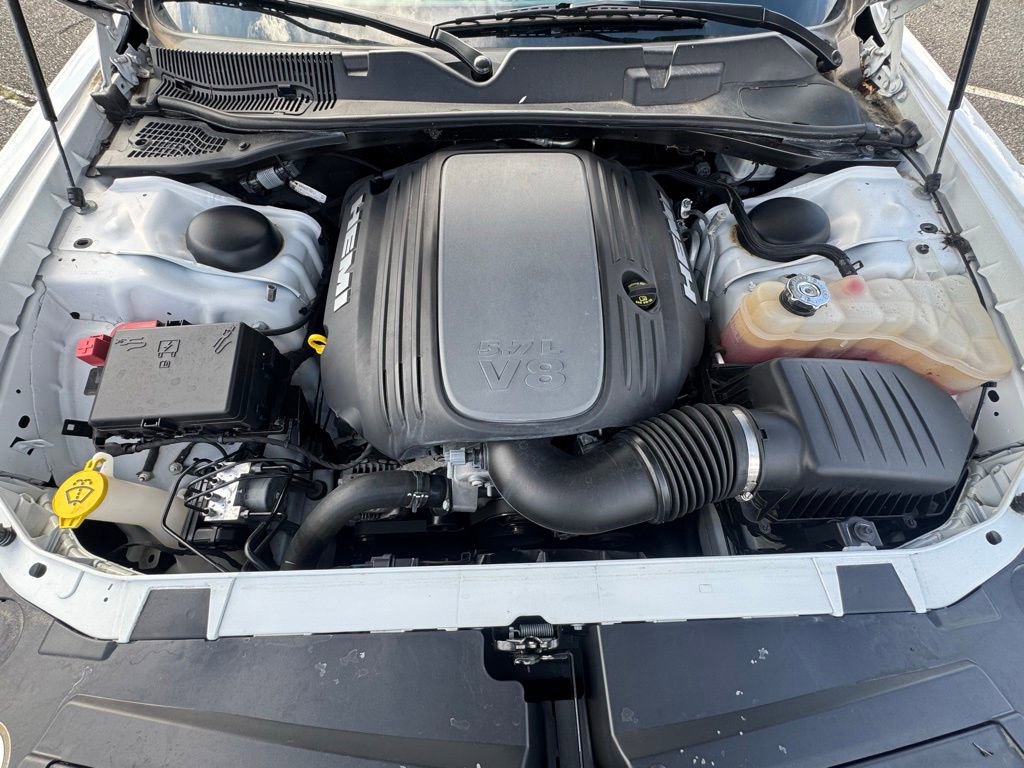 Used 2022 Dodge Challenger R/T w/ Blacktop Package image 35