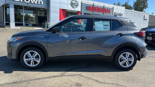 New 2025 Nissan Kicks Play S image 7