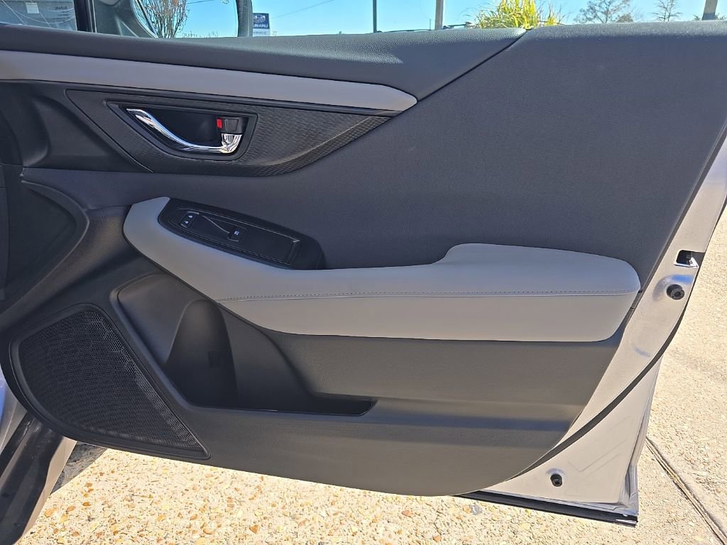 Used 2025 Subaru Outback Premium w/ Tech Package 1 image 35