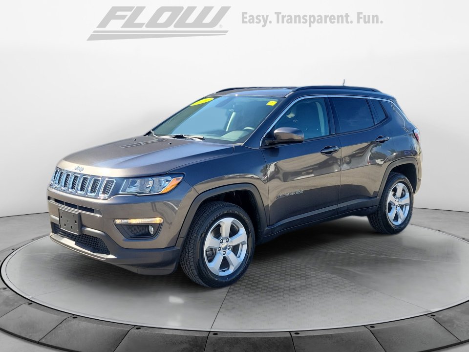 Used 2019 Jeep Compass Latitude w/ Popular Equipment Group image 4