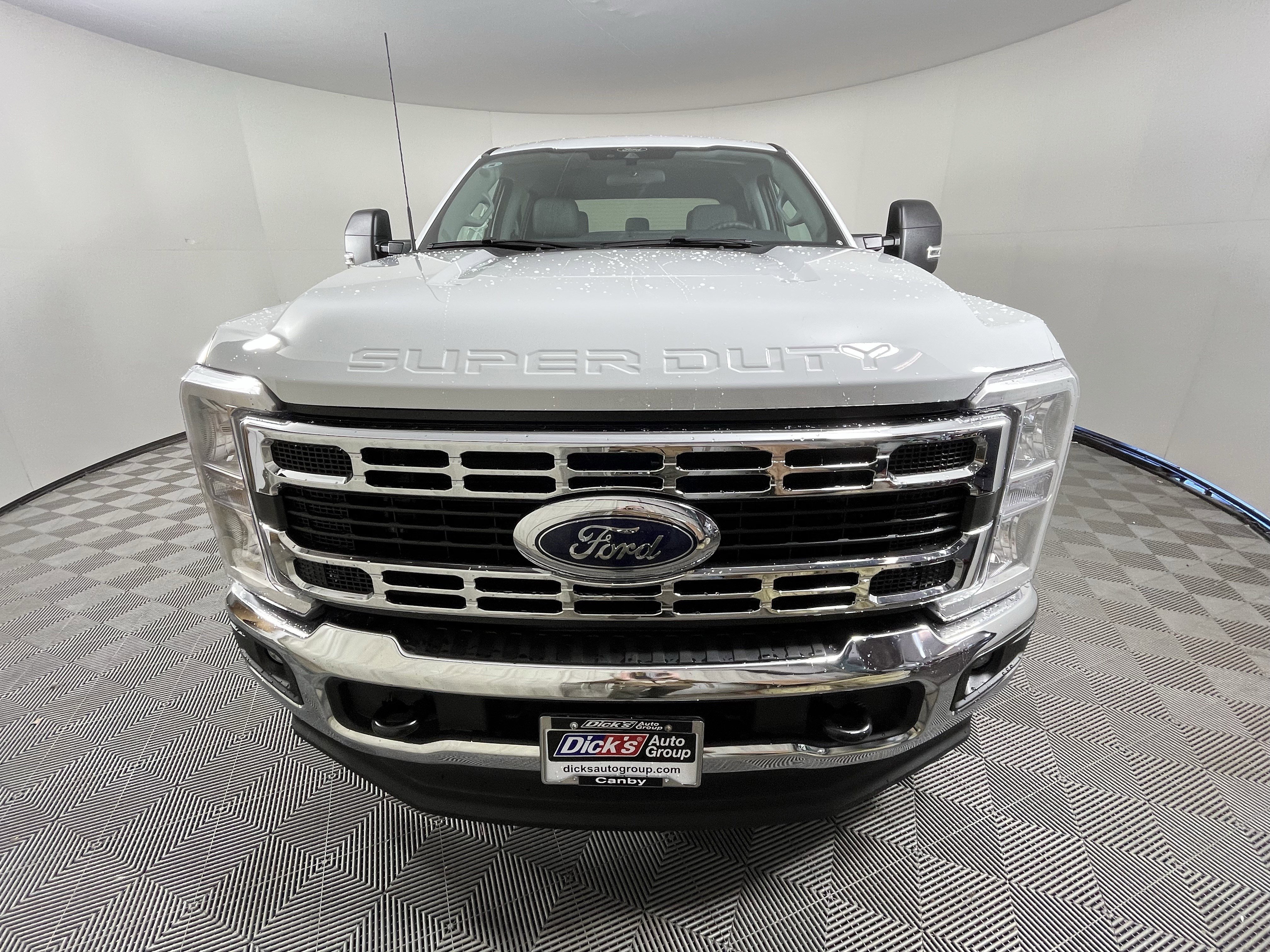 New 2026 Ford F350 XLT w/ FX4 Off-Road Package image 7