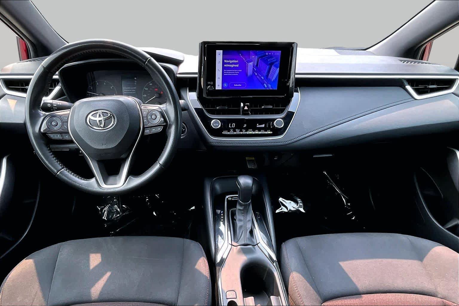 Used 2024 Toyota Corolla SE w/ SE Package FWD image 16