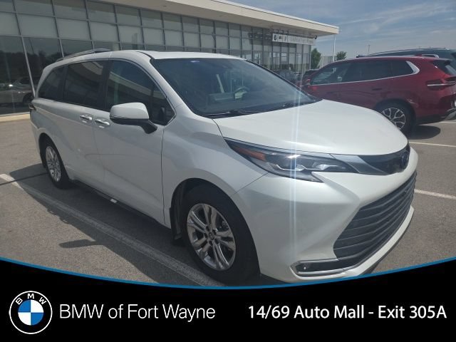 Used 2023 Toyota Sienna Platinum