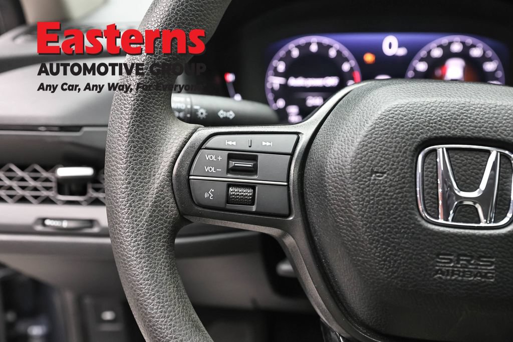 Used 2025 Honda Accord SE image 15
