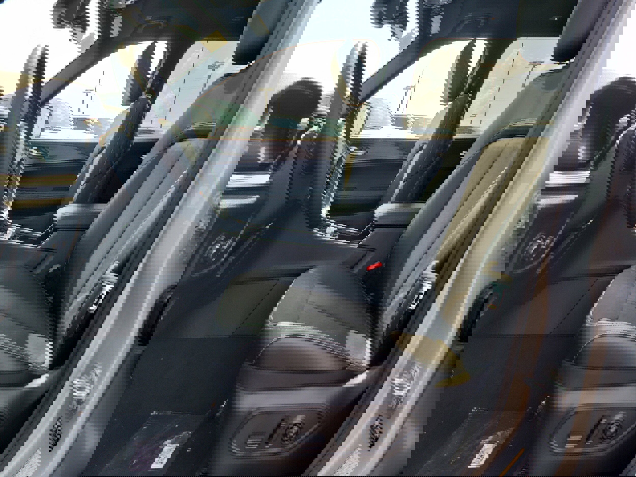 New 2025 Jeep Grand Cherokee L Altitude image 14