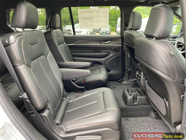 New 2026 Jeep Grand Cherokee L Limited AWD/4WD image 8
