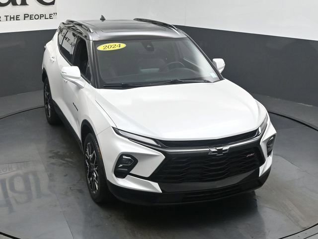 Used 2023 Chevrolet Blazer RS w/ Driver Confidence II Package image 46