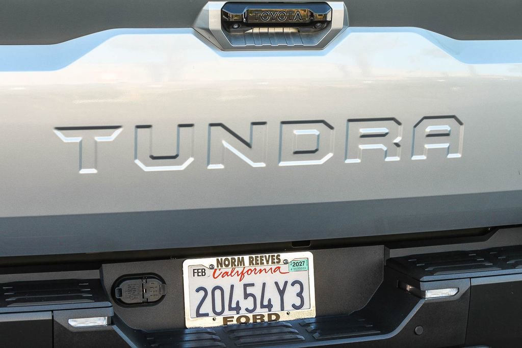 Used 2024 Toyota Tundra Limited AWD/4WD image 12