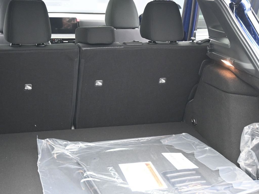 New 2026 Nissan Kicks SV w/ SV Premium Package AWD/4WD image 19