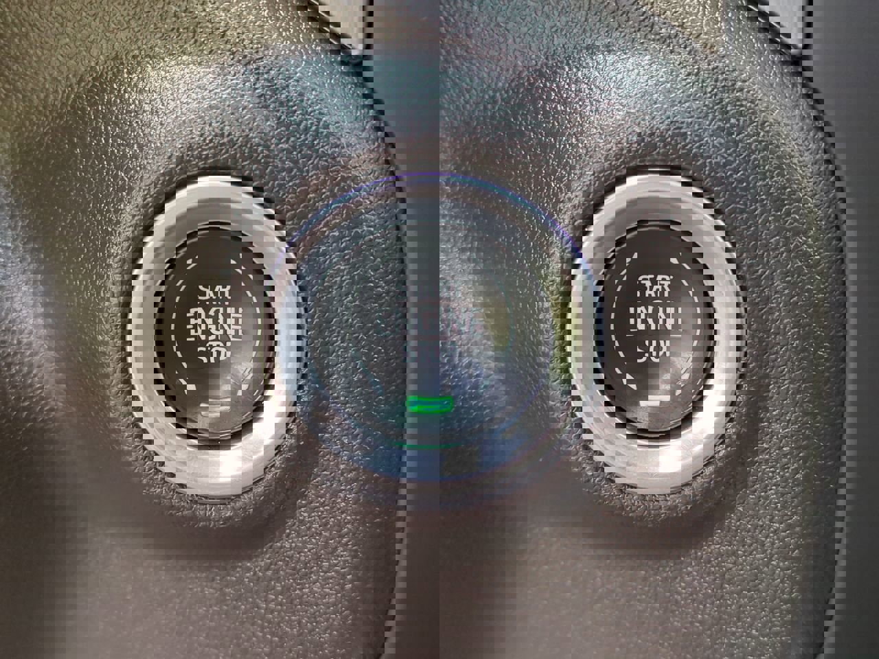 Certified 2022 GMC Sierra 2500 Denali w/ Denali Ultimate Package image 9