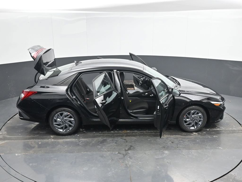 New 2026 Hyundai Elantra Blue image 52