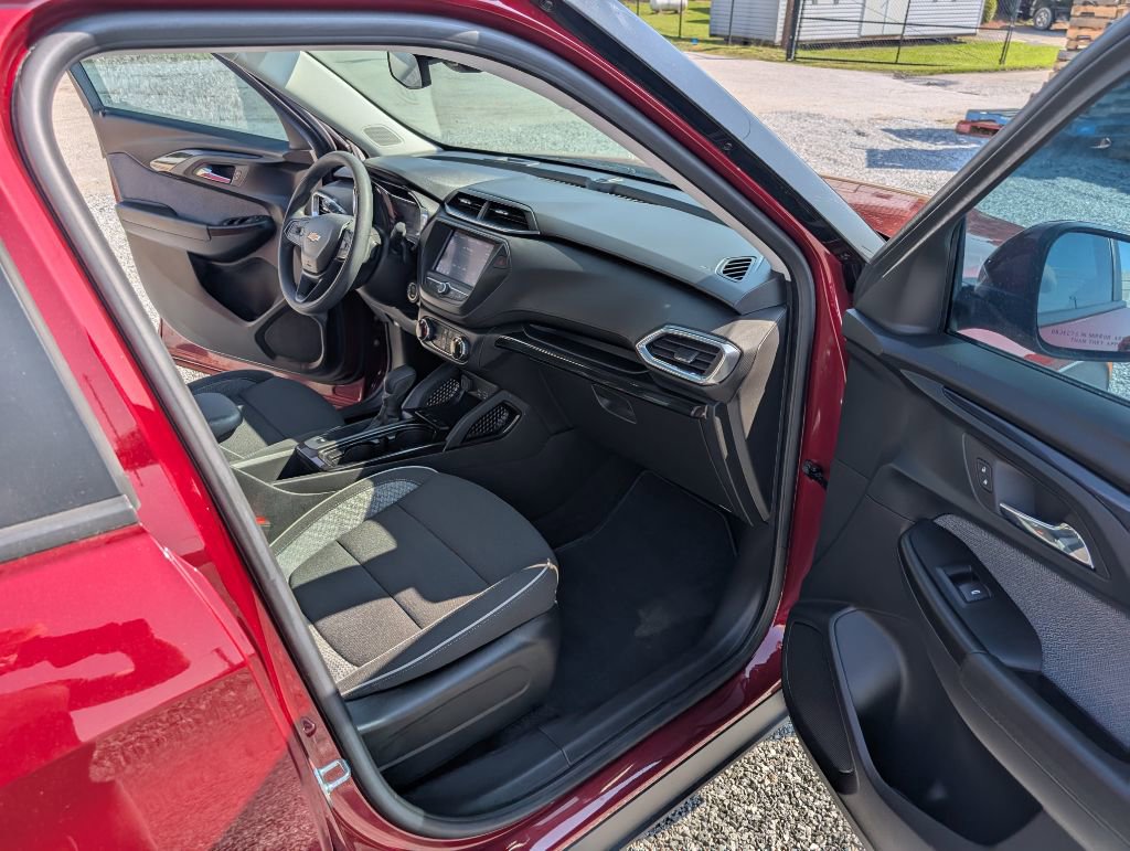 Used 2023 Chevrolet TrailBlazer LT image 12