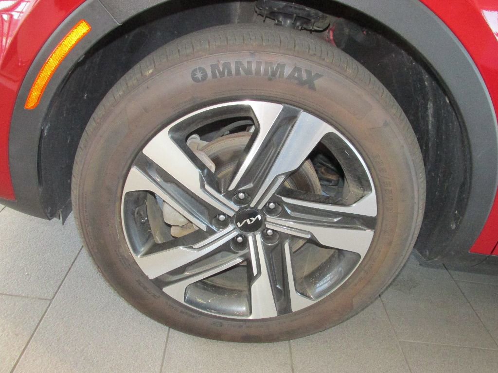 Used 2022 Kia Sorento SX image 13