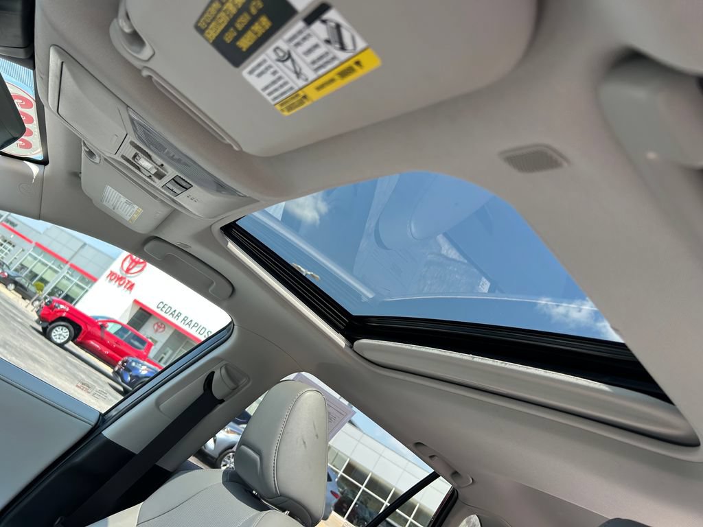 Certified 2023 Toyota RAV4 Limited AWD/4WD image 20