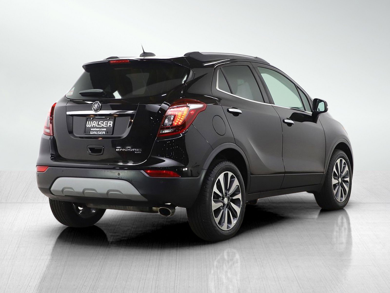 Used 2019 Buick Encore Essence w/ Safety Package II image 5