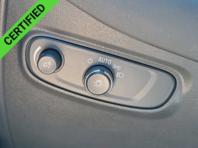 Certified 2023 Chevrolet Equinox RS w/ RS Leather Package AWD/4WD image 9