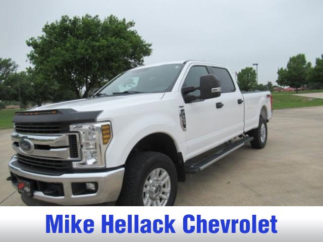 Used 2019 Ford F350 XLT w/ FX4 Off-Road Package AWD/4WD image 2