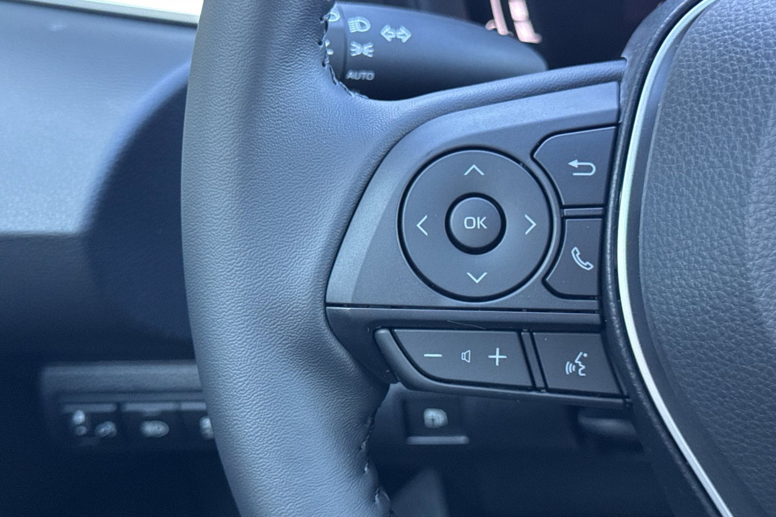 New 2026 Toyota Corolla SE image 25