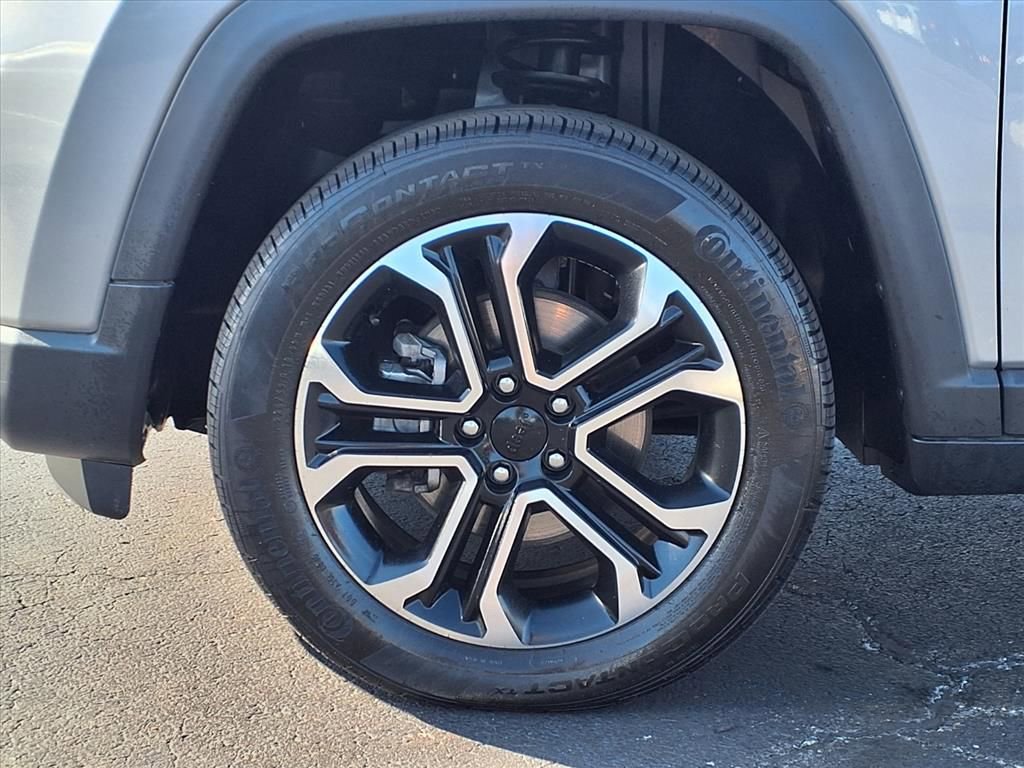 Certified 2022 Jeep Compass Limited image 23