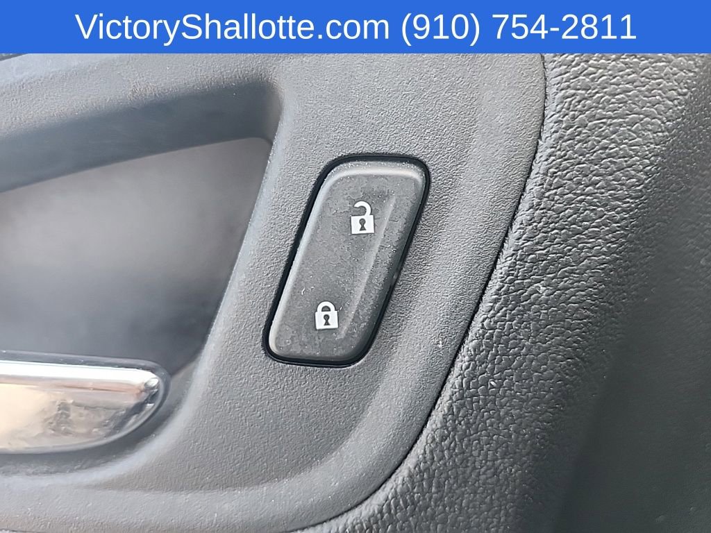 Used 2022 Chevrolet Colorado LT w/ Fleet Safety Package image 15