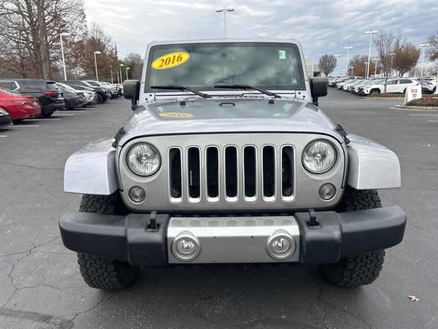 Used 2016 Jeep Wrangler Unlimited Sahara w/ Connectivity Group image 2