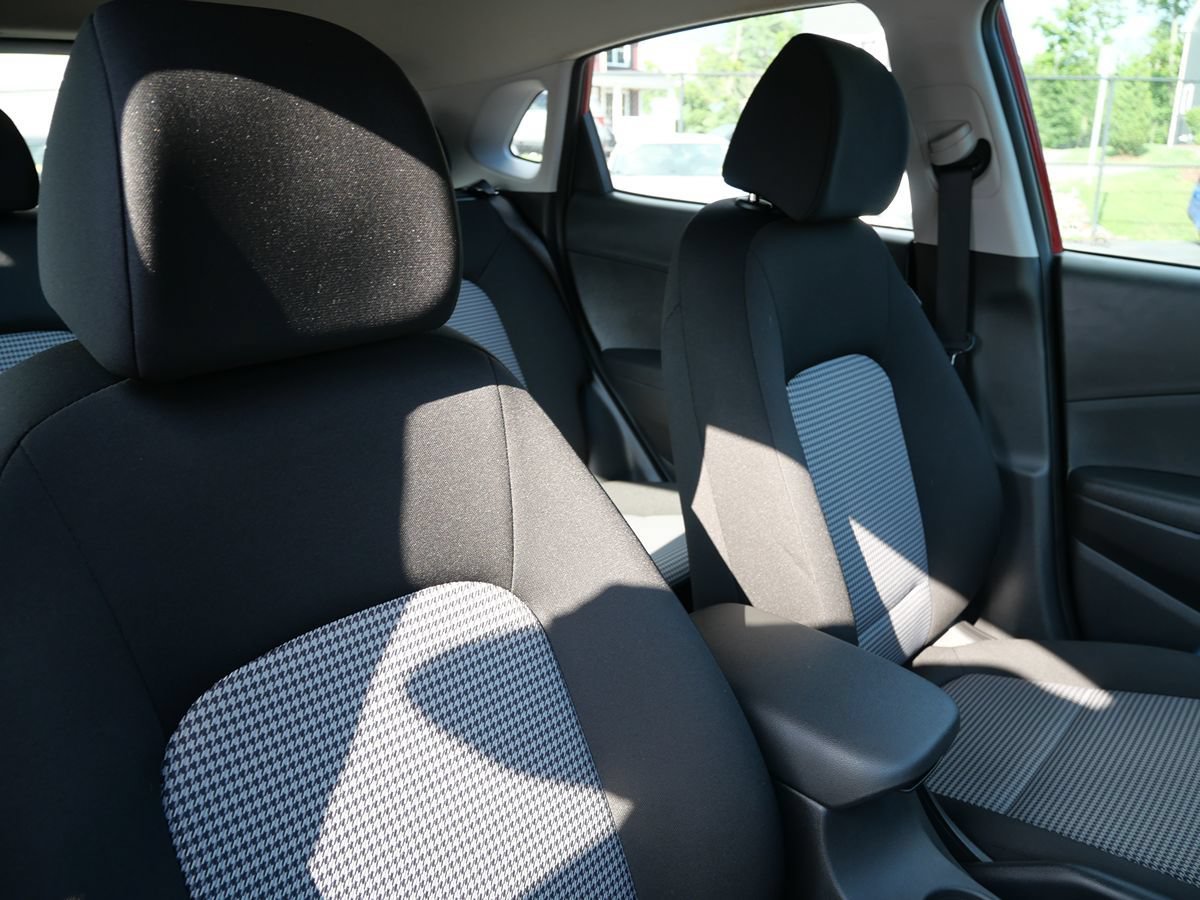 Used 2021 Hyundai Kona SE FWD image 19