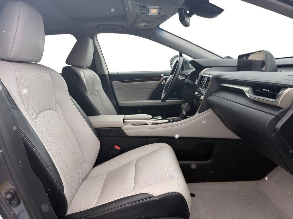 Used 2018 Lexus RX 350 w/ Premium Package image 17