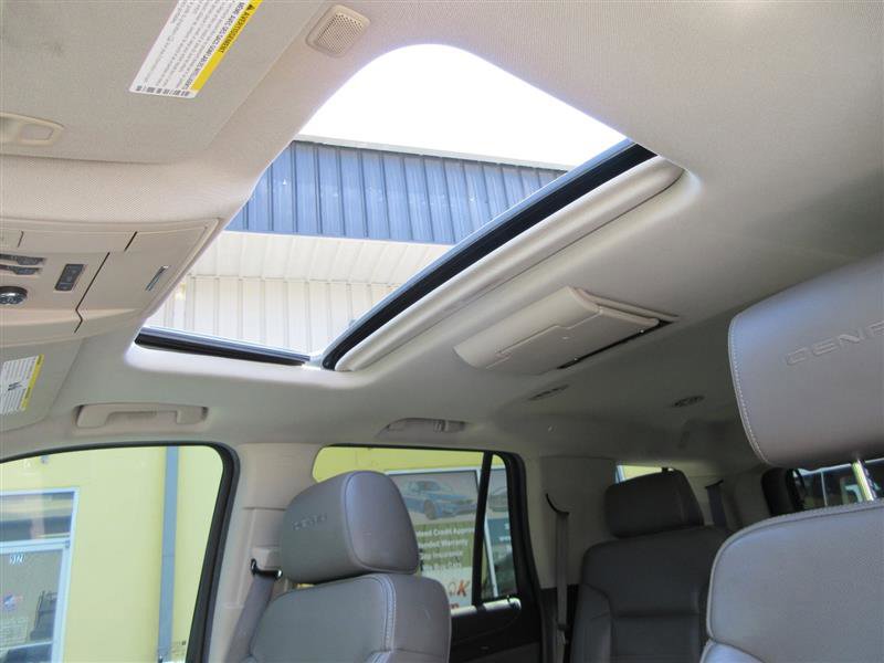 Used 2016 GMC Yukon Denali w/ Open Road Package AWD/4WD image 22