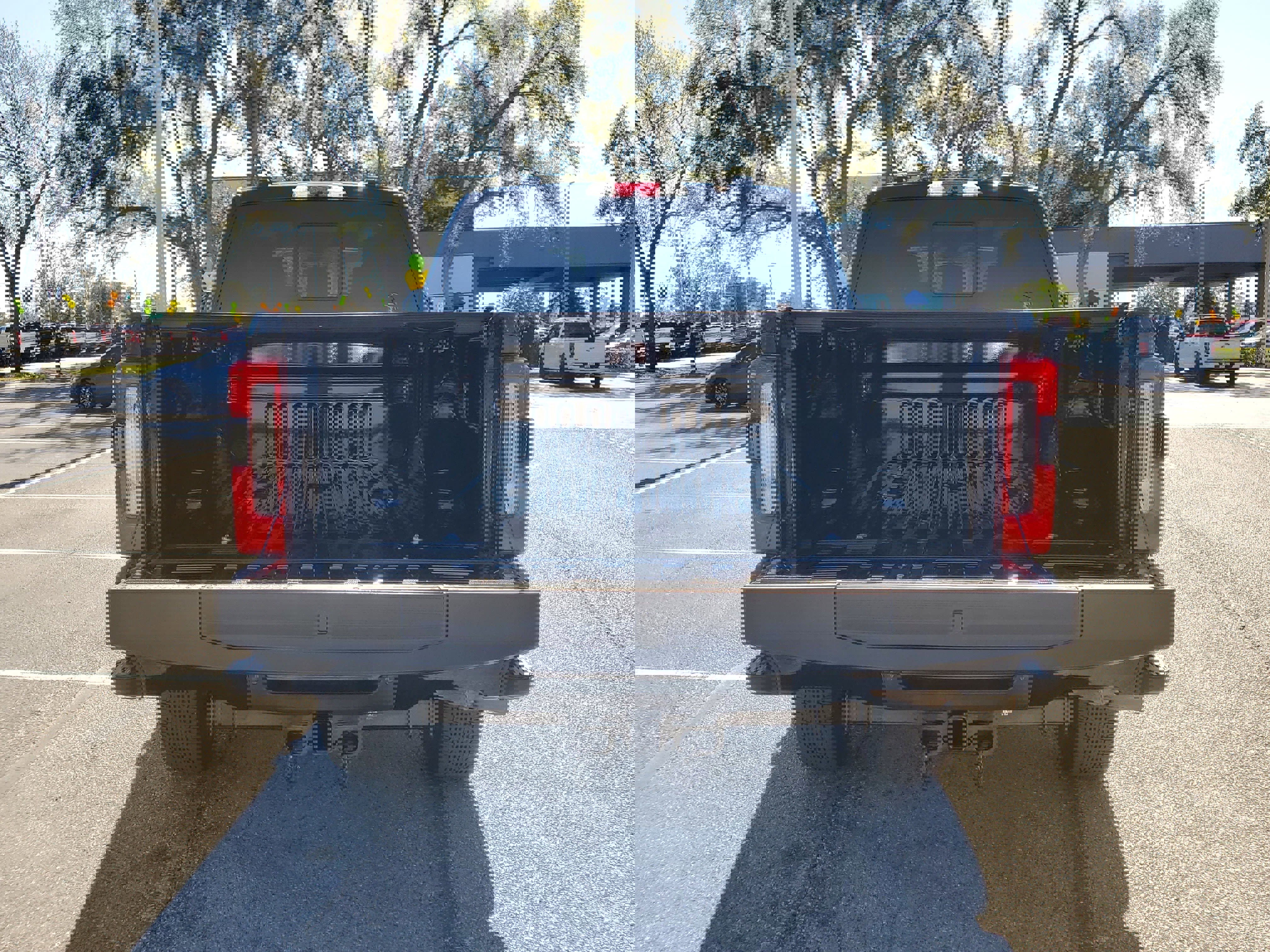 Used 2025 Ford F350 Platinum w/ Platinum Plus Package image 9