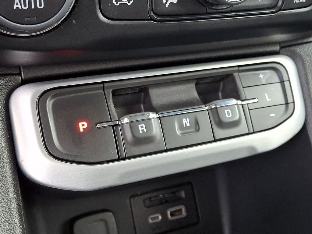 Used 2023 GMC Acadia SLE w/ Driver Convenience Package FWD image 15