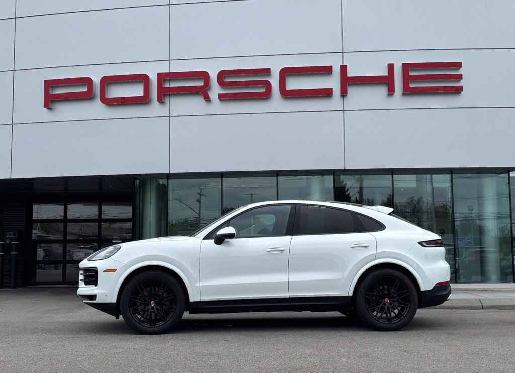 Certified 2026 Porsche Cayenne Coupe AWD/4WD image 2