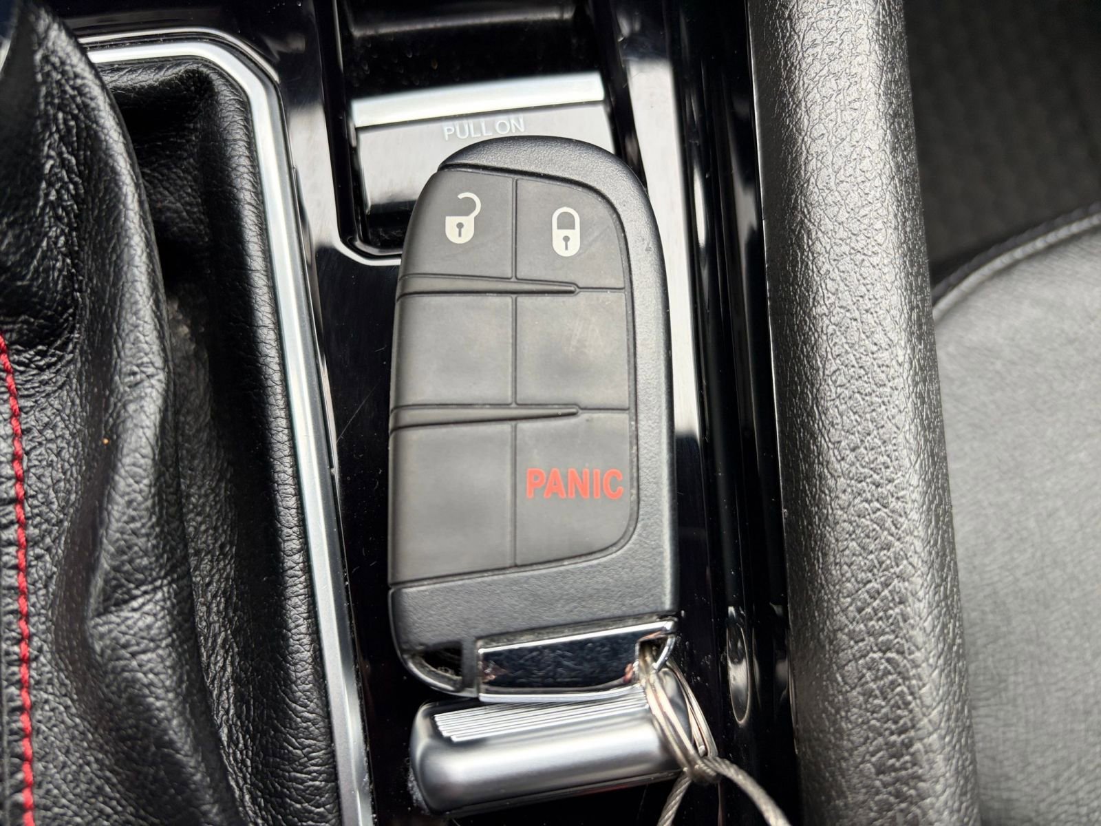 Used 2025 Jeep Compass Trailhawk image 21