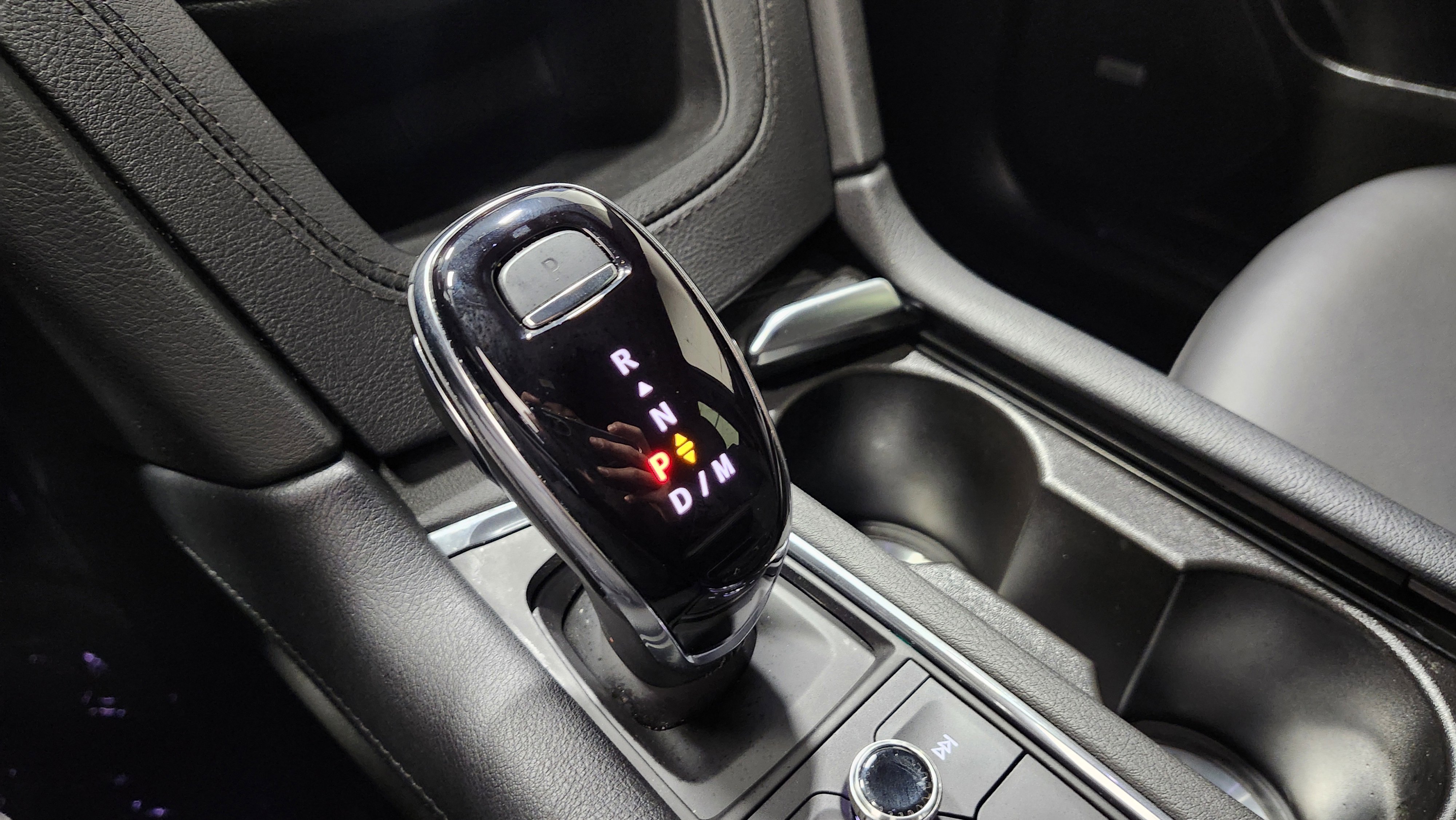 Used 2025 Cadillac XT5 Premium Luxury image 36