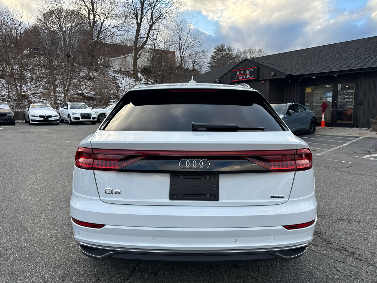 Used 2021 Audi Q8 Prestige w/ Prestige Package image 16