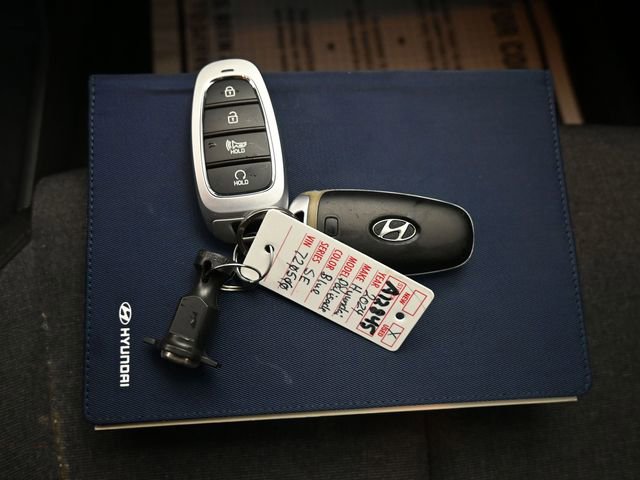 Used 2024 Hyundai Palisade SE image 10