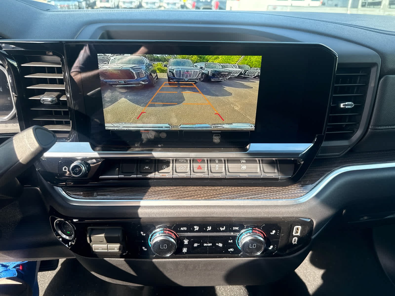 New 2026 GMC Sierra 1500 Elevation AWD/4WD image 17